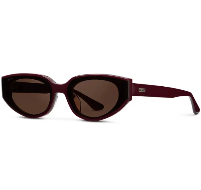 Modern Cat-Eye Sunglasses with Flat Lens – Chic Shades for Women