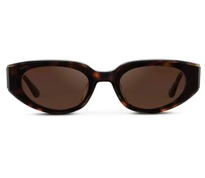 Modern Cat-Eye Sunglasses with Flat Lens – Chic Shades for Women